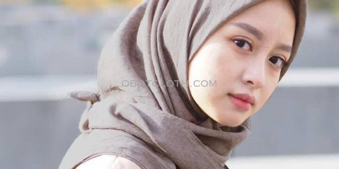 ObotCloth | Tips Berhijab Untuk Wajah Lonjong Agar Terlihat Lebih Cantik